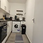 3 Bedroom Apartment In Finsbury Park