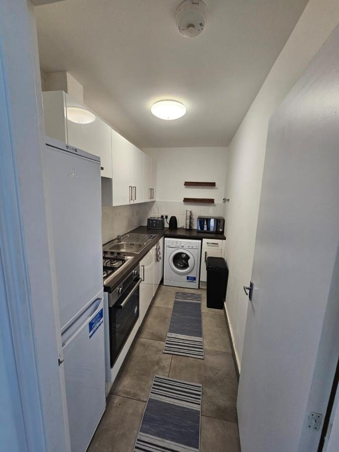 3 Bedroom In Finsbury Park Appartamento *